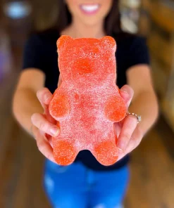 Delta 8 THC Giant Gummy Bear